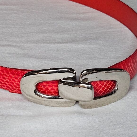 Morgan Taylor Vintage Adjustable Red Snakeskin Silver Tone Hardware Hook Belt - Picture 2 of 13